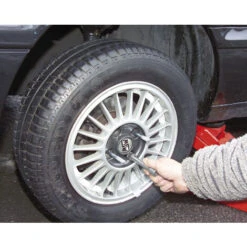 Boulon De Fixation De L'aide Au Montage Des Roues, Jeu De 8 Pièces. Westfalia 8 Boulon De Fixation De L'aide Au Montage Des Roues, Jeu De 8 Pièces. Westfalia -Fischer Boutique 11194121 3